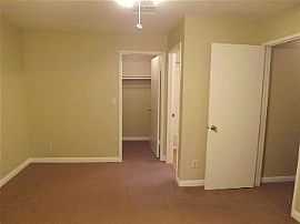 Very Nice Upstairs Condo in Las Vegas, NV (Photo 4 of 5)