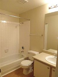 Very Nice Upstairs Condo in Las Vegas, NV (Photo 5 of 5)