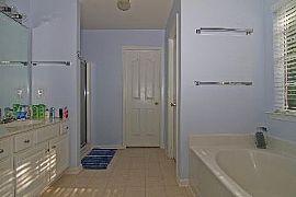 4 Br W/fenced Yard and Great Outdoor Space in Cornelius, NC (Photo 4 of 5)