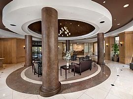 2 Bd/2 Bath Walk-In Closets! Washer and Dr in Arlington, VA (Photo 4 of 5)