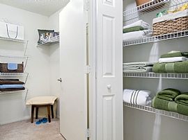 3 Bd/2 Bath Gourmet Kitchens with Breakfas in Lexington, MA