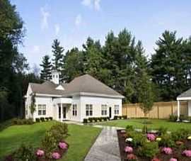 Heated Pool, Fitness Center, Great Schoo in Wilmington, MA