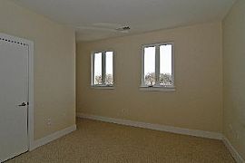 Modern 2 Br Condo -- Walk to Davidson Co in Davidson, NC (Photo 5 of 5)