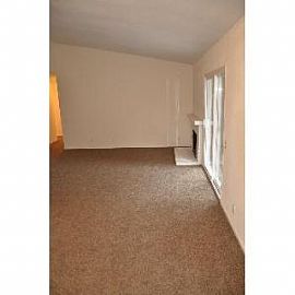 Great Home Near Csusb in Arrowhead Farms, CA (Photo 3 of 5)