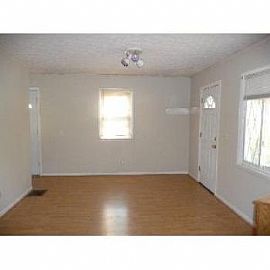 Nice Cape Cod Home, Larger Than It Looks in Columbus, OH (Photo 5 of 5)