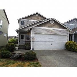 Outstanding, Beautiful Home with Central in Parkland, WA
