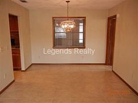 Deltona - 3 Bedroom, 2 Bathroom - $1,075 in Deltona, FL (Photo 5 of 5)