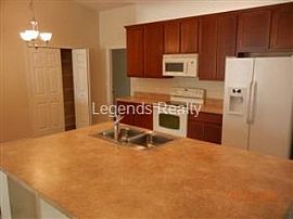 Deltona - 3 Bedroom, 2 Bathroom - $1175. in Deltona, FL (Photo 4 of 5)