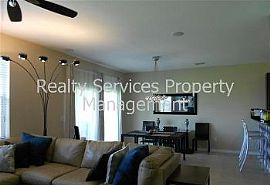 Single Family Rental Home in North Fort in Fort Myers, FL (Photo 5 of 5)