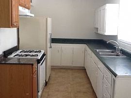 Half Off First Full Month! Nice Updated in Coronado, AZ (Photo 3 of 5)