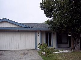 3 Bedroom 2 Bath Duplex in Fair Oaks in Fair Oaks, CA