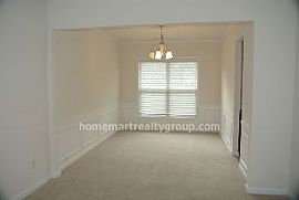 Excellent Condition in Lawrenceville, GA (Photo 5 of 5)