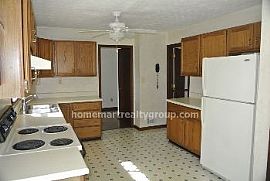 Convenient to Sugarloaf Parkway in Lawrenceville, GA (Photo 5 of 5)