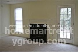 Excellent Condition in Lawrenceville, GA (Photo 5 of 5)