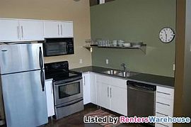 Condo in The Rossmor Building! in Saint Paul, MN (Photo 2 of 5)