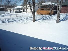 4 Bedroom Split-Entry W/fenced Yard- Gre in Fridley, MN (Photo 2 of 5)