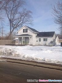 1 Bedroom + Den Downtown Farmington in Farmington, MN