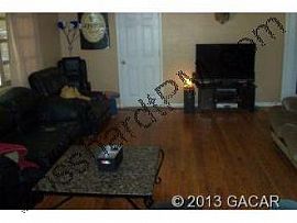 4 Bed 3 Bath Home Rental in Gainesville, FL (Photo 2 of 5)