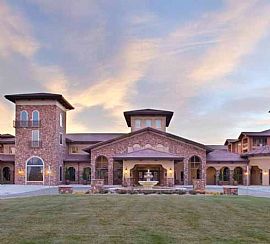 1 Bd/1 Bath Rooftop Basketball Court! Fi in Broomfield, CO