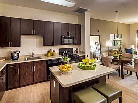 1 Bd/1 Bath Choose From Contemporary Or in Wood Ridge, NJ