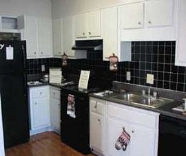 Norcross 2 Bd with Pool, Parking, Dishwash in Norcross, GA (Photo 4 of 5)