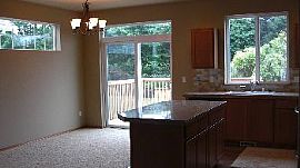 Great Townhome Available 04/10/13 in Edgewood, WA (Photo 2 of 5)