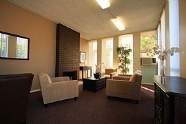 2 Bd/2 Bath Marina Del Ray Studio with Cov in Marina del Rey, CA (Photo 3 of 5)