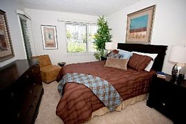 0 Bd/1 Bath Efficiency with Full Bath! Gas in Los Angeles, CA (Photo 4 of 5)