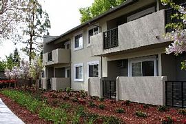 2 Bd/1 Bath Walk to Safeway, Public Tran in Pleasanton, CA (Photo 3 of 5)