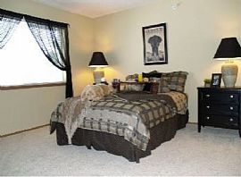 2 Bd/2 Bath Highly Rated West Des Moines in West Des Moines, IA (Photo 5 of 5)