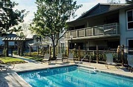 2 Bd/1 Bath Walk to Historial Downtown P in Pleasanton, CA
