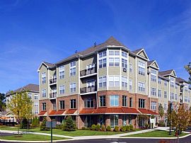 3 Bd/2 Bath Easy Access to Route 9, I-29 in Northboro, MA (Photo 3 of 5)