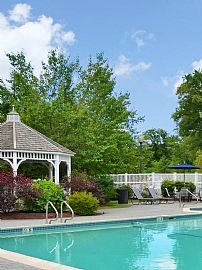 3 Bd/2 Bath Gourmet Kitchens and Washer in Wilmington, MA