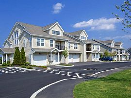 1 Bd/1 Bath New Luxury Community, Leasin in Cohasset, MA (Photo 4 of 5)