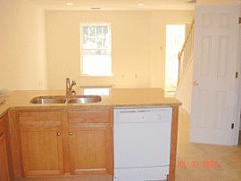 2bedroom New Luxury Townhouse in Desirable Location in Allentown, PA (Photo 2 of 5)