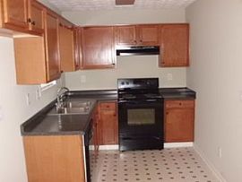 Fully Renovated 3 Bedroom 2 Bathroom Hom in Dallas, GA (Photo 3 of 4)