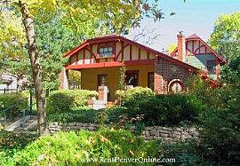 Unique 2 Story Bungalow in Observatory P in Denver, CO