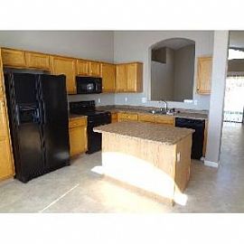Completely Remodeled 3 Bed, 2 Bath in Pe in Peoria, AZ (Photo 4 of 5)