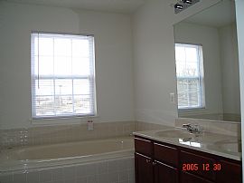 NEW GORGEOUS 3BR TOWNHOME in Baltimore, MD (Photo 2 of 6)