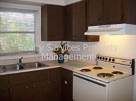 Duplex Rental Home in Fort Myers in Fort Myers, FL (Photo 4 of 5)