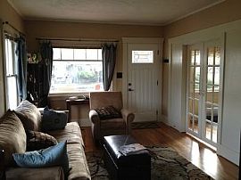 Adorable Cottage in Ne Portland in Portland, OR (Photo 3 of 5)