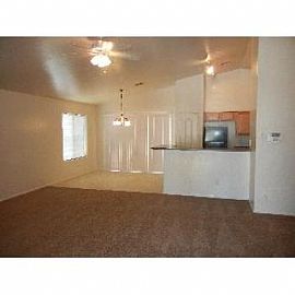 New Paint and Carpet in Avondale, AZ (Photo 2 of 5)