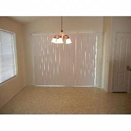 New Paint and Carpet in Avondale, AZ (Photo 4 of 5)