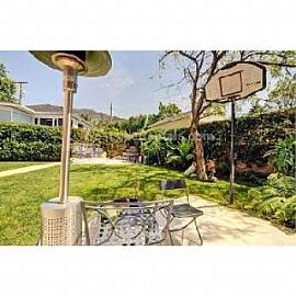 Burbank Elegant, Exquisite Estate in Exc in Burbank, CA (Photo 3 of 5)