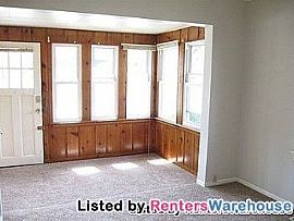 Nice 1bed/1bath Single Family Home in Mi in Minneapolis, MN (Photo 3 of 5)