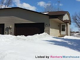 Great Townhome in St. Michael in Saint Michael, MN