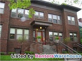 Nice 2-Br St. Paul Condo in Saint Paul, MN