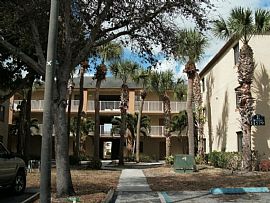 2 Bd/2 Bath Quality and Affordability In in Haverhill, FL (Photo 3 of 5)