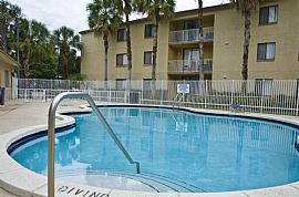 2 Bd/2 Bath Quality and Affordability In in Haverhill, FL (Photo 4 of 5)