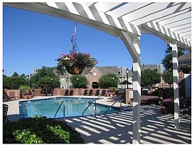 2 Bd/2 Bath Golf Course Living! in Bendale, SC (Photo 2 of 5)